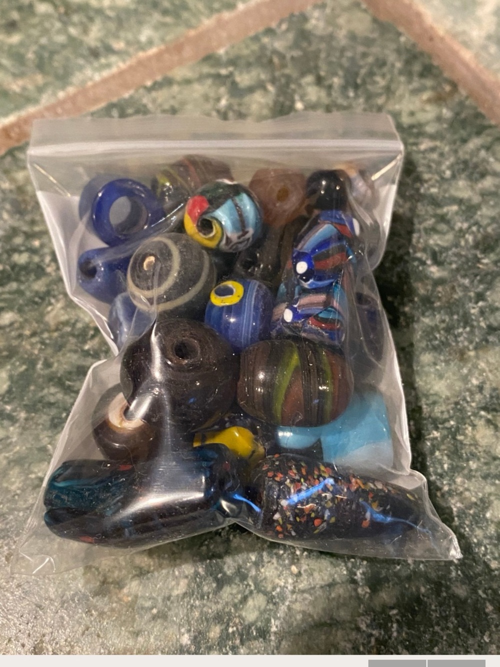 Assorted Glass Beads Packs - Picture 4 of 6